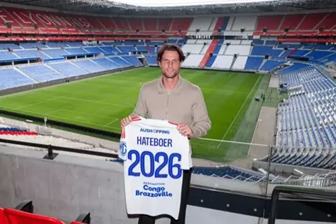 أولمبيك ليون يعلن ضم الهولندي هانز هاتيبور